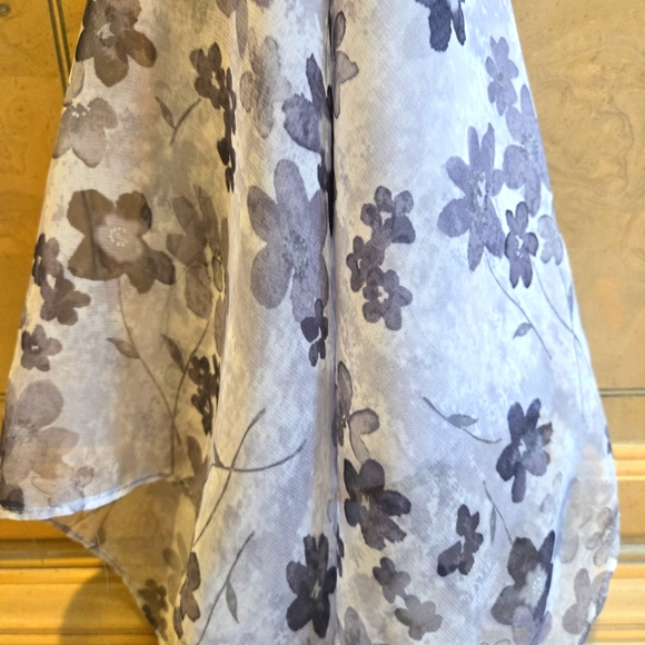 Three Sheer Woman's Scarfs, 2 Square, 1 Rectangle, Pastel & Neutral Colors - Picture 14 of 16